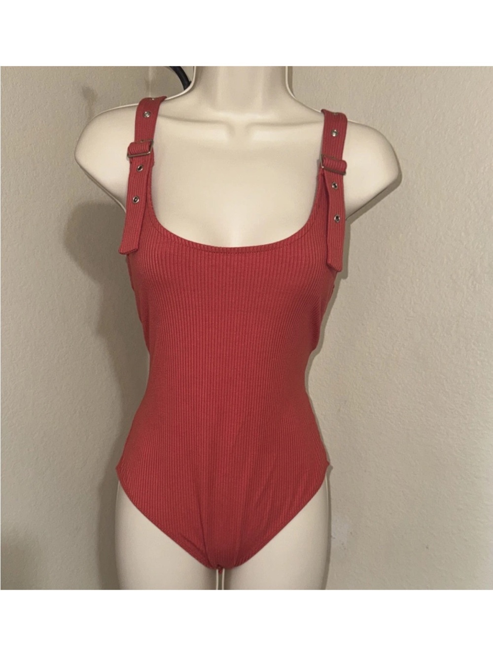 Orange-Red Ribbed Bodysuit Adjustable Strap One‑Piece Stretchy Fitted Size Large